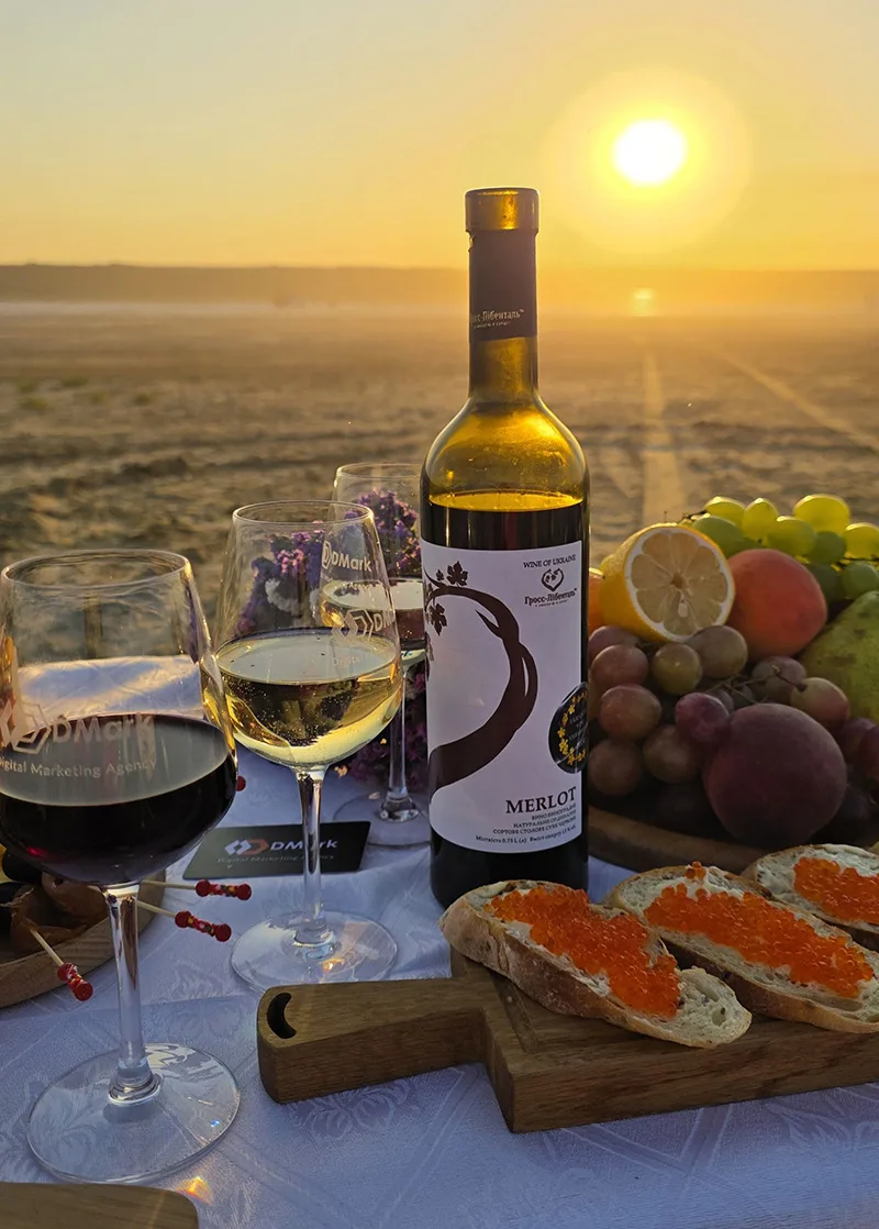 Закат на Куяльницком лимане